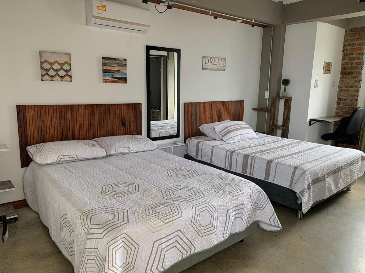 La Curva Apartamentos Cali Eksteriør billede